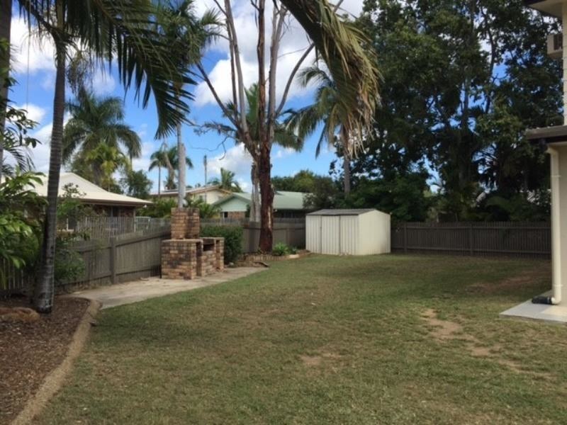 11 Pacey Street, Parkhurst QLD 4702